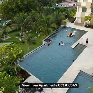 By The Sea- Pool And Sea View Apartment Batu Ferringhi