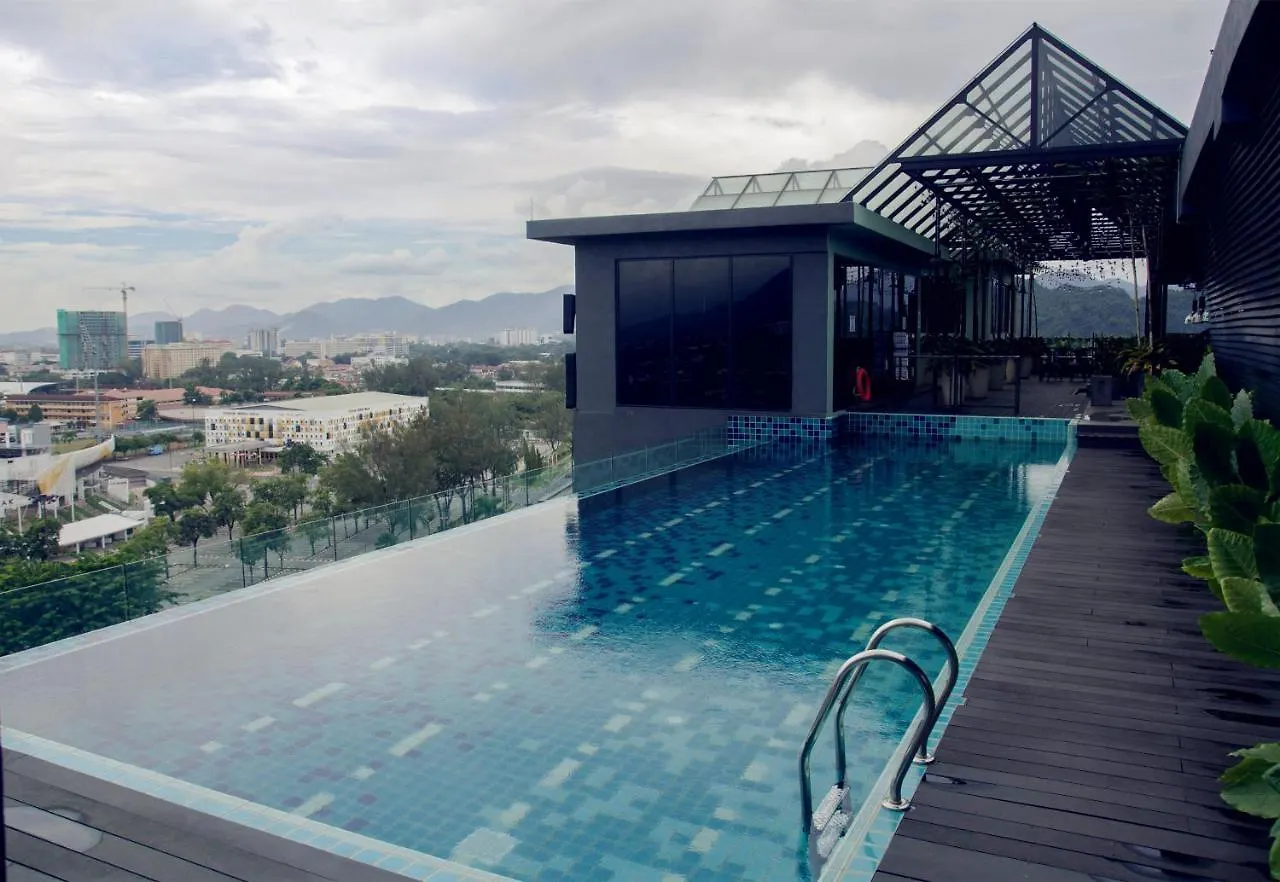 M Roof Hotel & Residences Ipoh 4*,